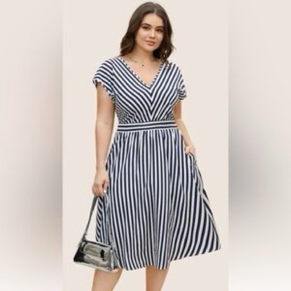 STRIPED DRESS - Picture 1 of 6